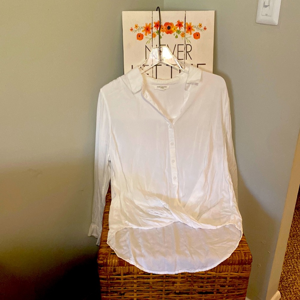 Nice clean white blouse, gently used